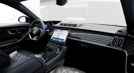 S-Class cockpit with central display
